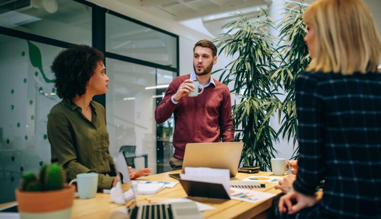 The Advantages of Choosing The Future Desk for Software Solutions Services